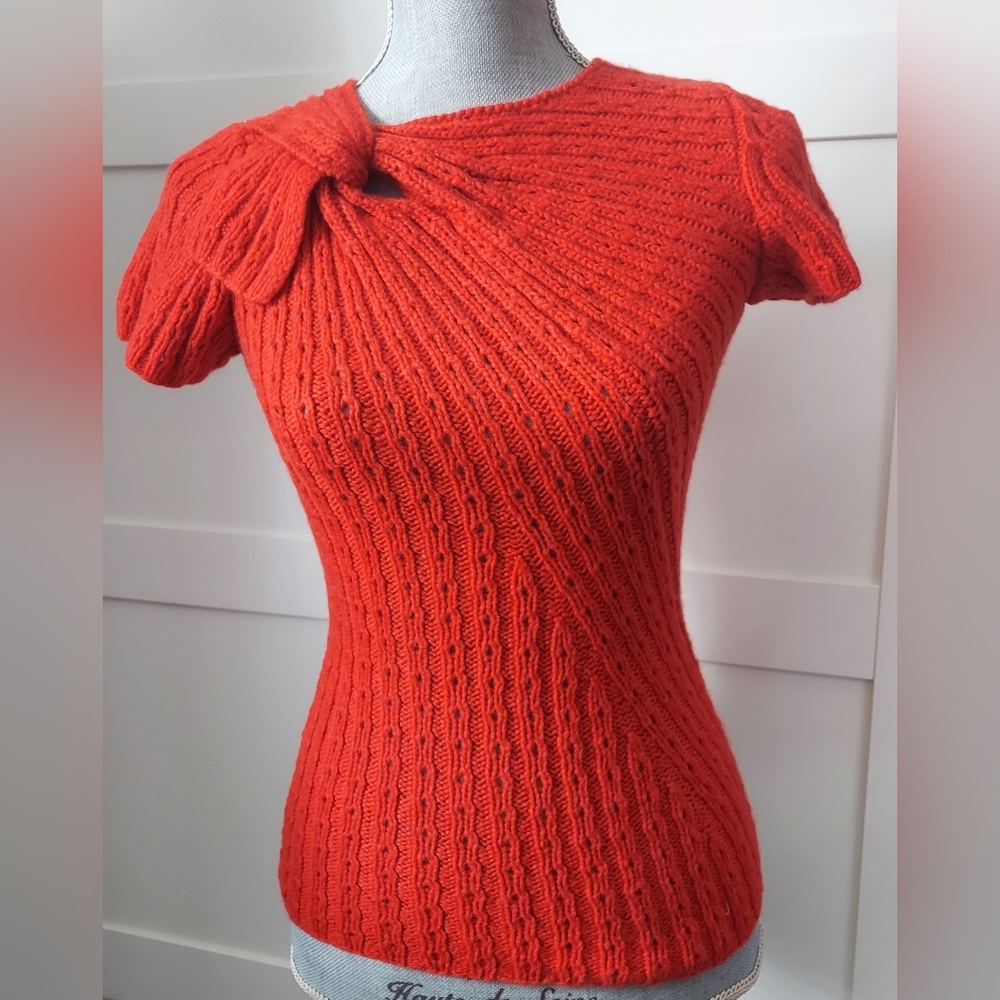 ❤️BUY2️⃣GET1️⃣🆓$1,900 OSCAR DE LA RENTA CASHMERE RED BOW RUNWAY HAND KNIT XS - Picture 1 of 8